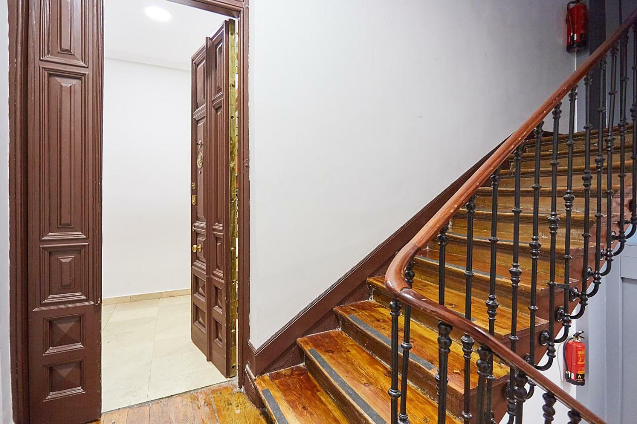 Leeways Apartment II In Gran Via Madryt Zewnętrze zdjęcie