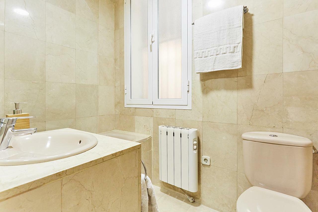 Leeways Apartment II In Gran Via Madryt Zewnętrze zdjęcie